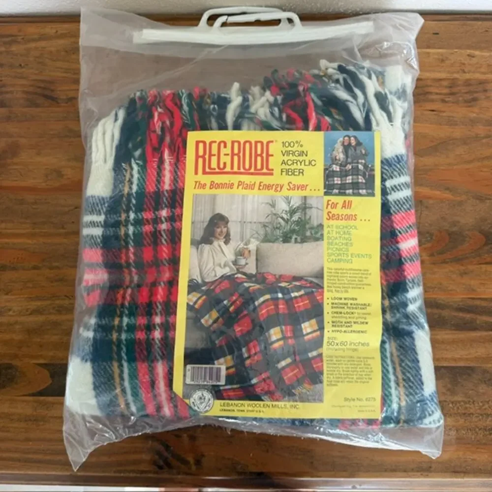 Rec-Robe Bonnie Plaid Energy Saver Red Plaid Throw Blanket with Fringe Vintage